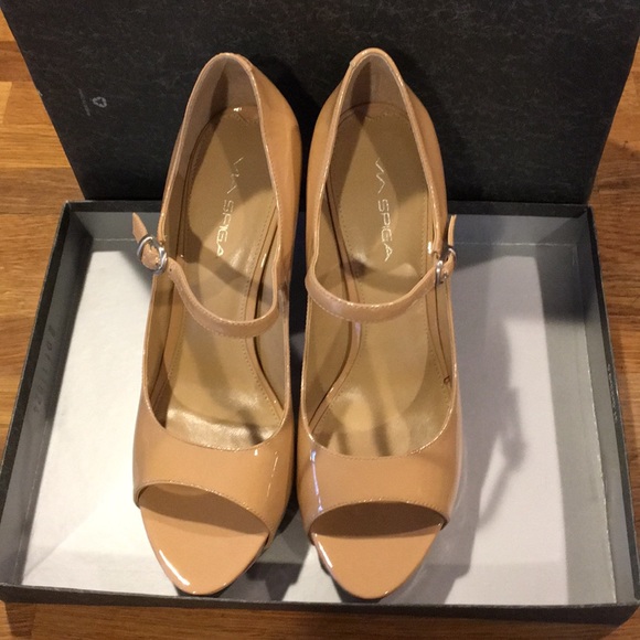 Via Spiga Nude Pumps - Picture 2 of 5